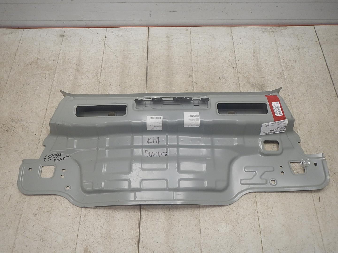 Панель задняя