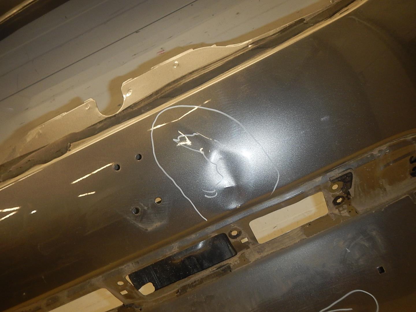 Дверь багажника