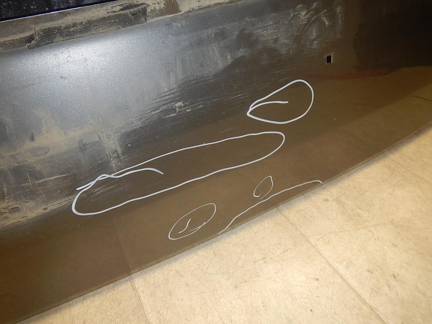 Дверь багажника