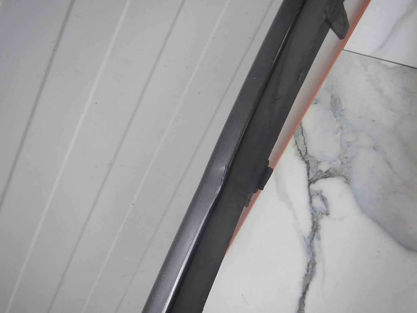 Накладка на решетку радиатора