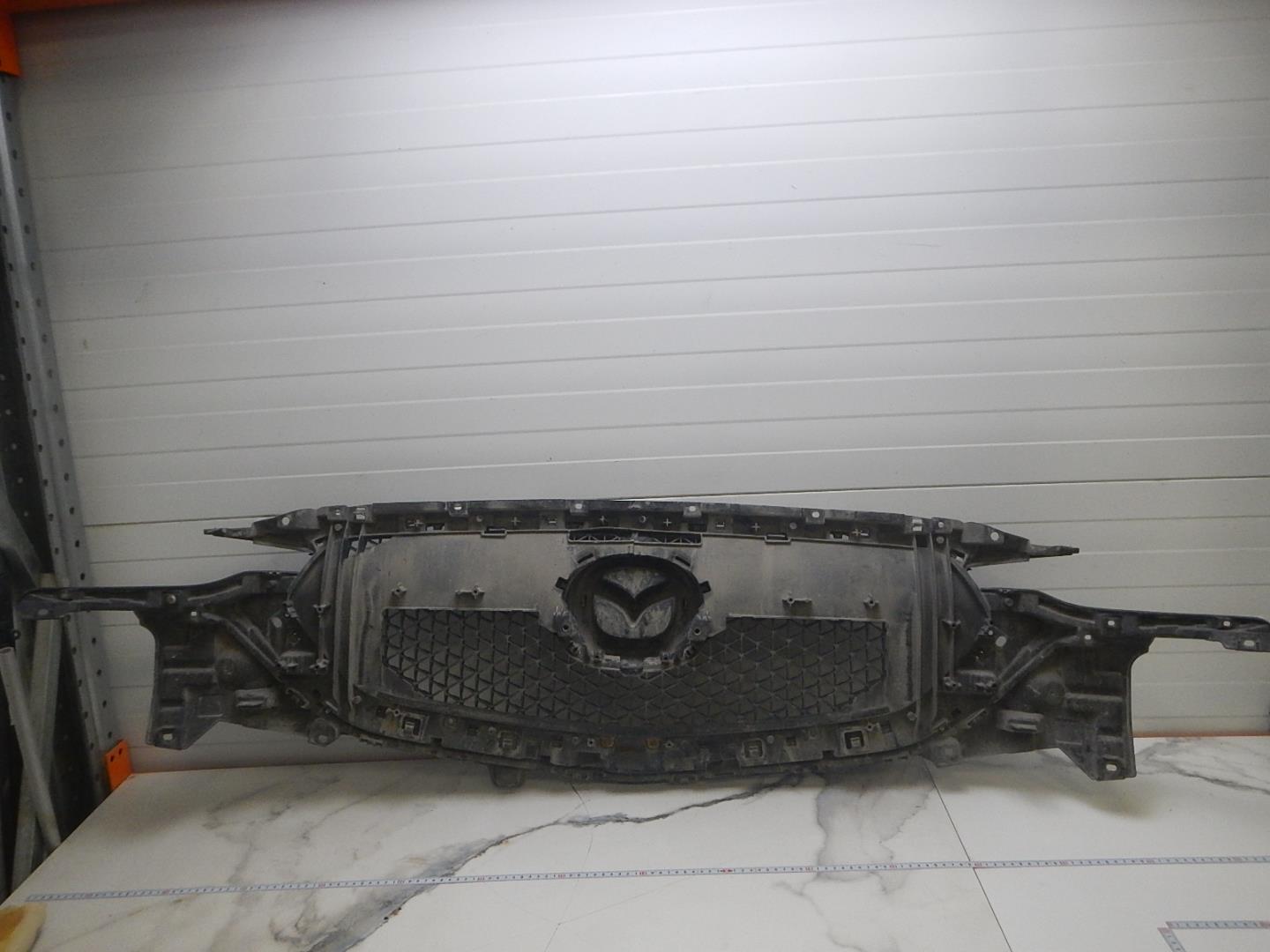 Решетка радиатора