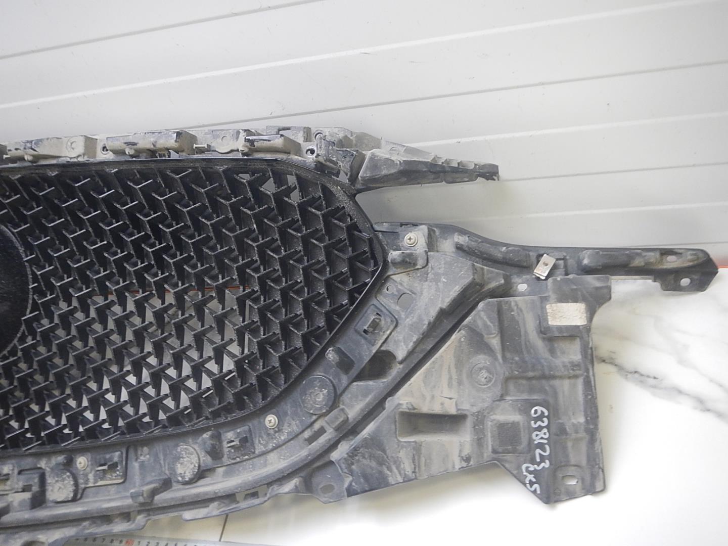 Решетка радиатора