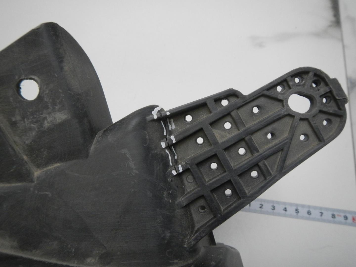 Фара дневного света правая (ходовые огни)