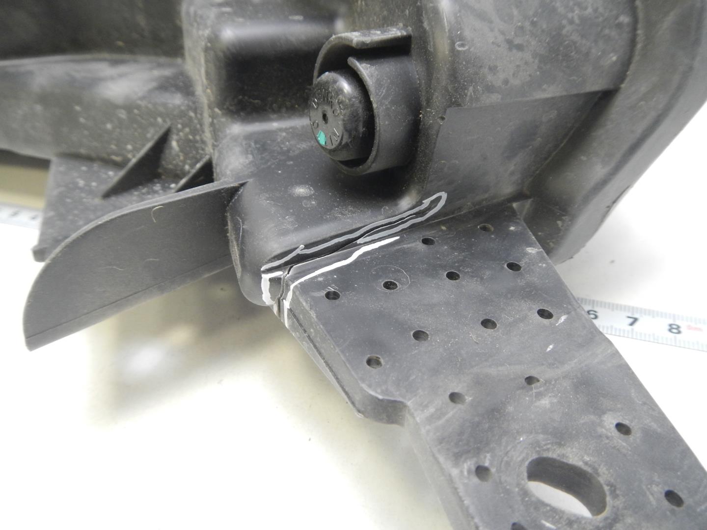 Фара дневного света правая (ходовые огни)