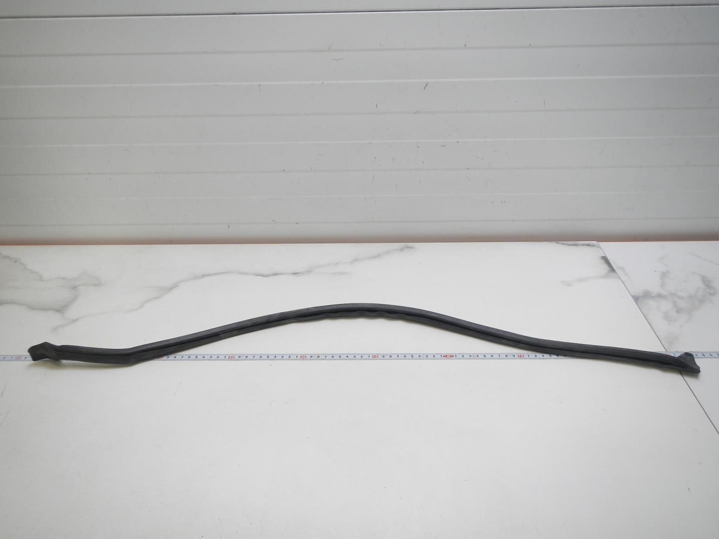 Уплотнитель двери