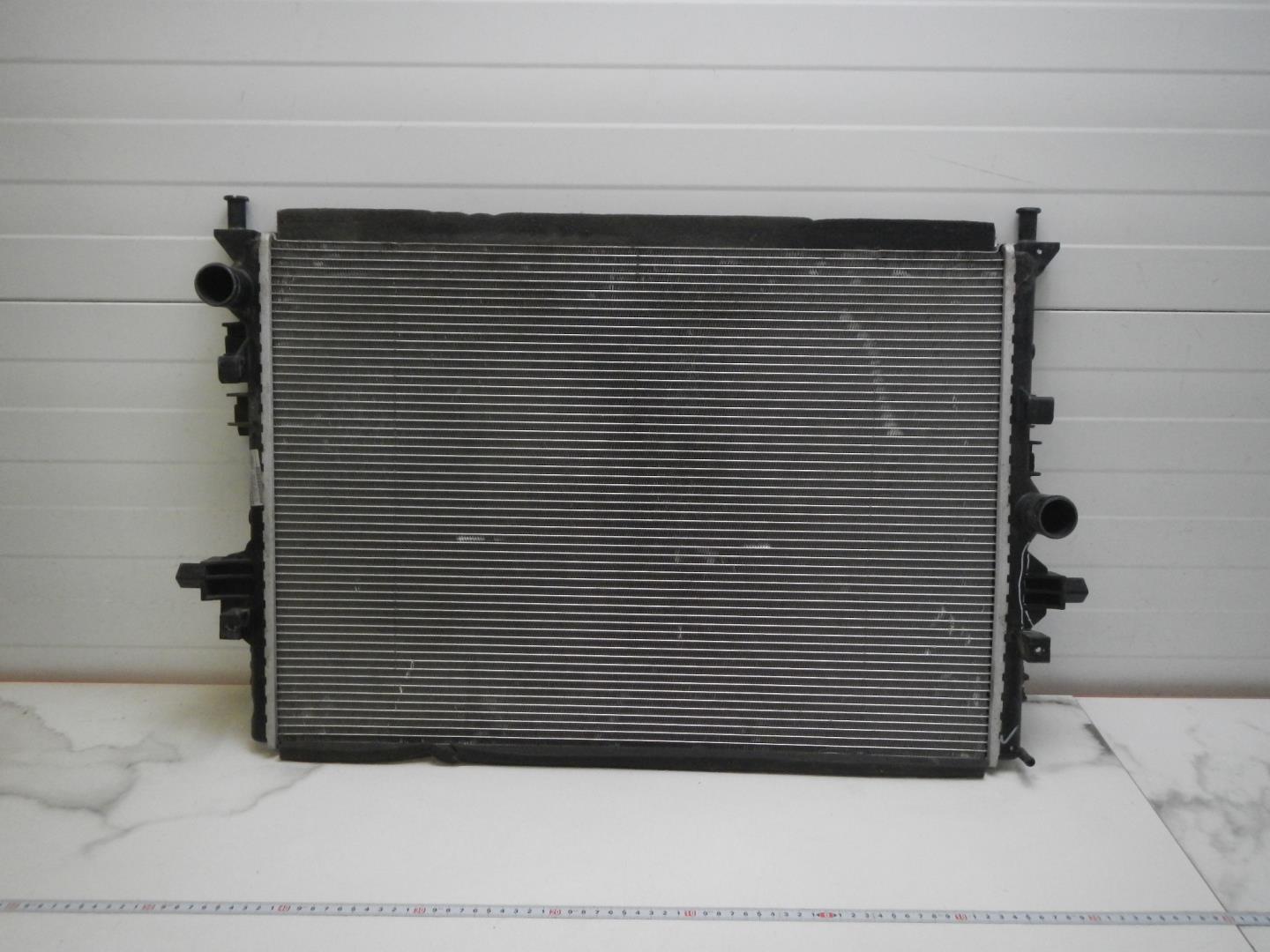 Радиатор охлаждения двигателя основной