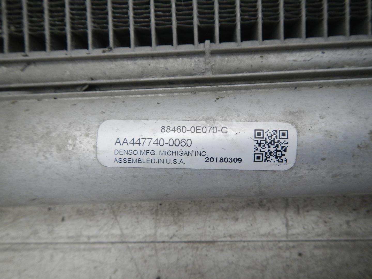 Радиатор кондиционера / конденсер