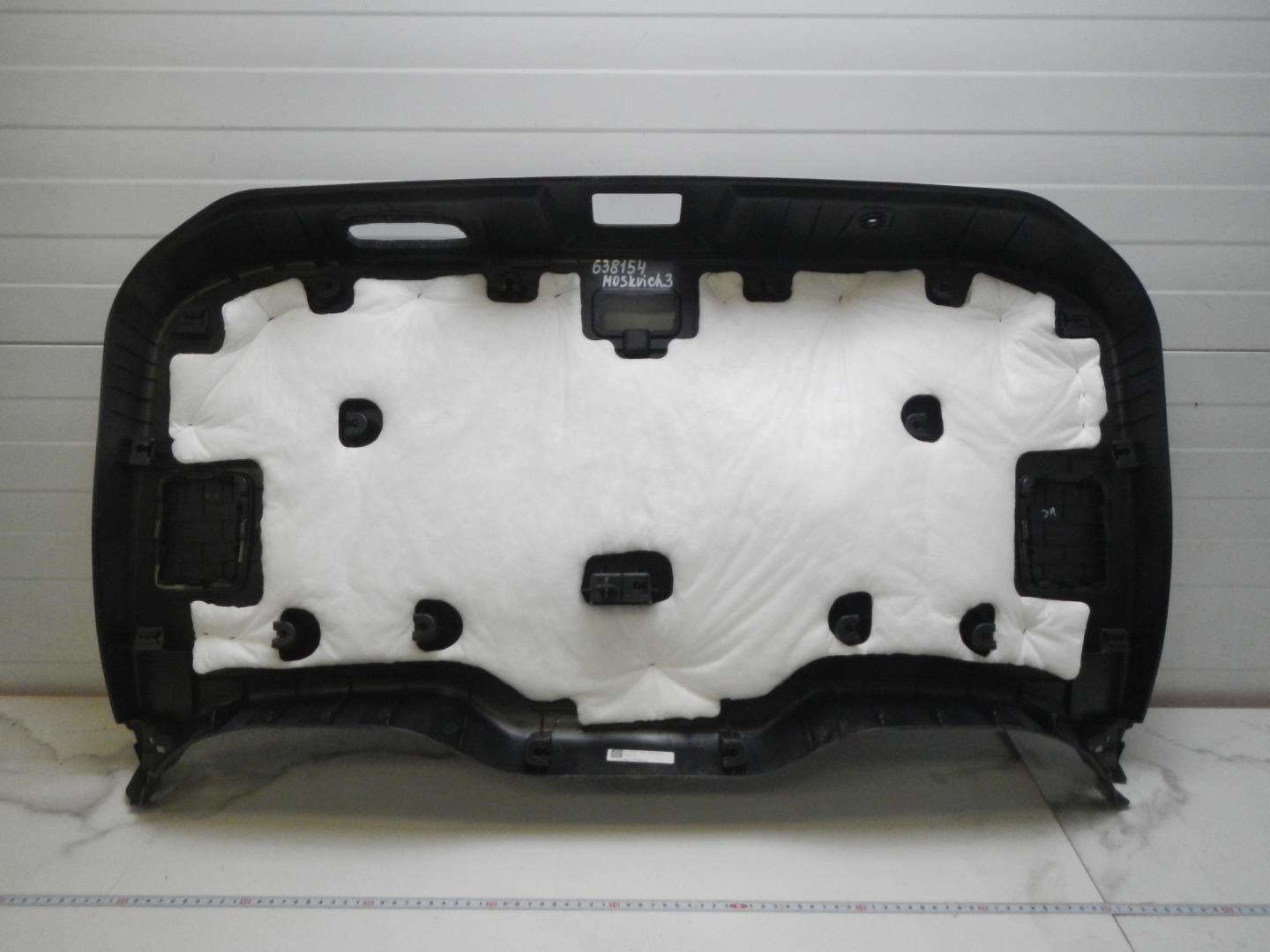 Обшивка двери багажника