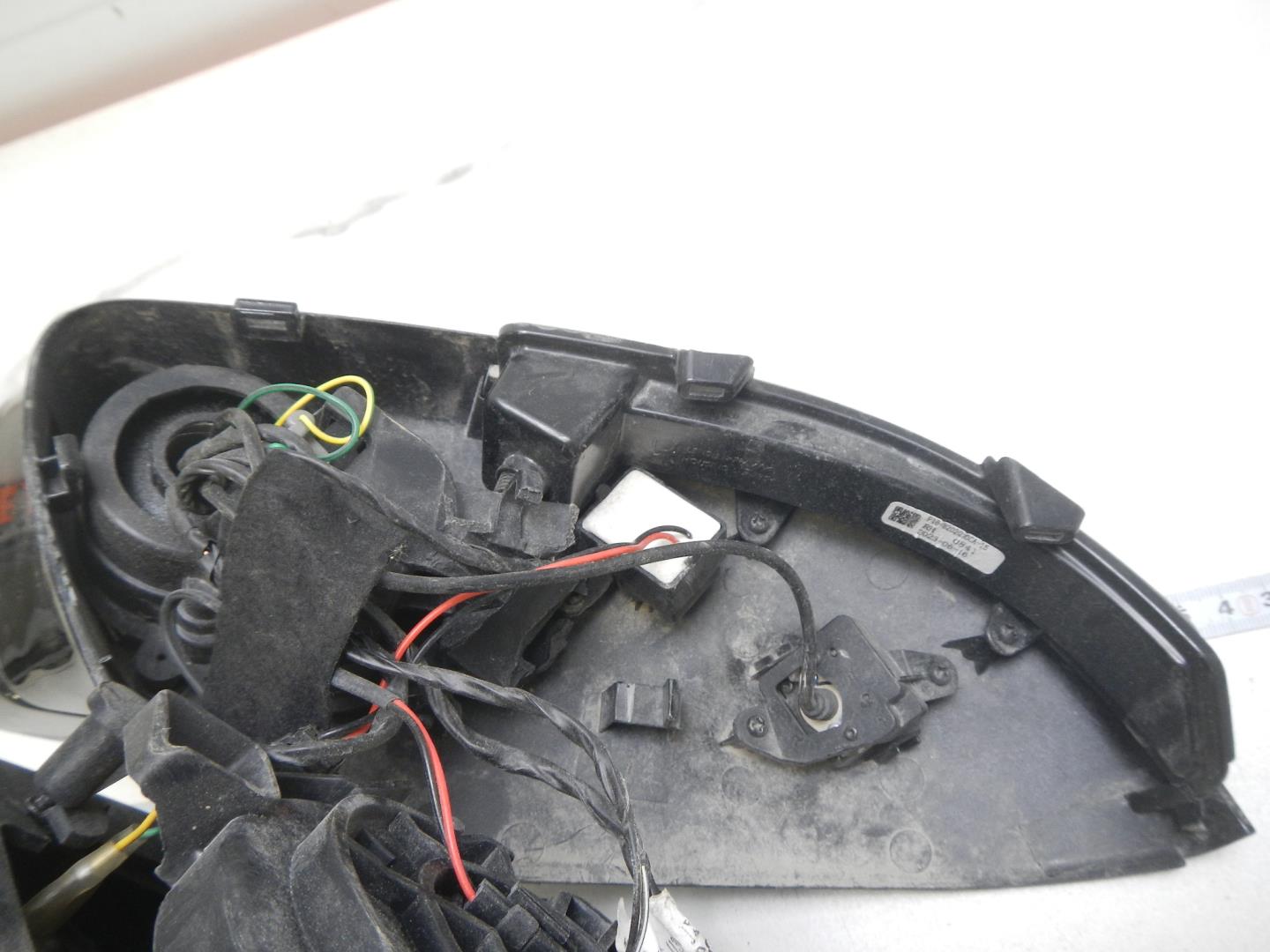 Зеркало правое электрическое