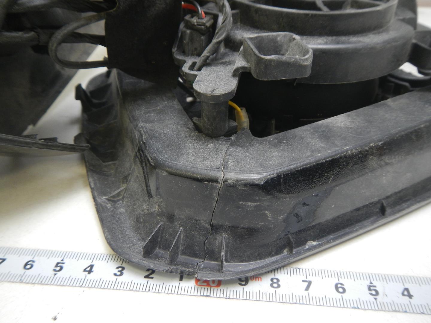 Зеркало правое электрическое