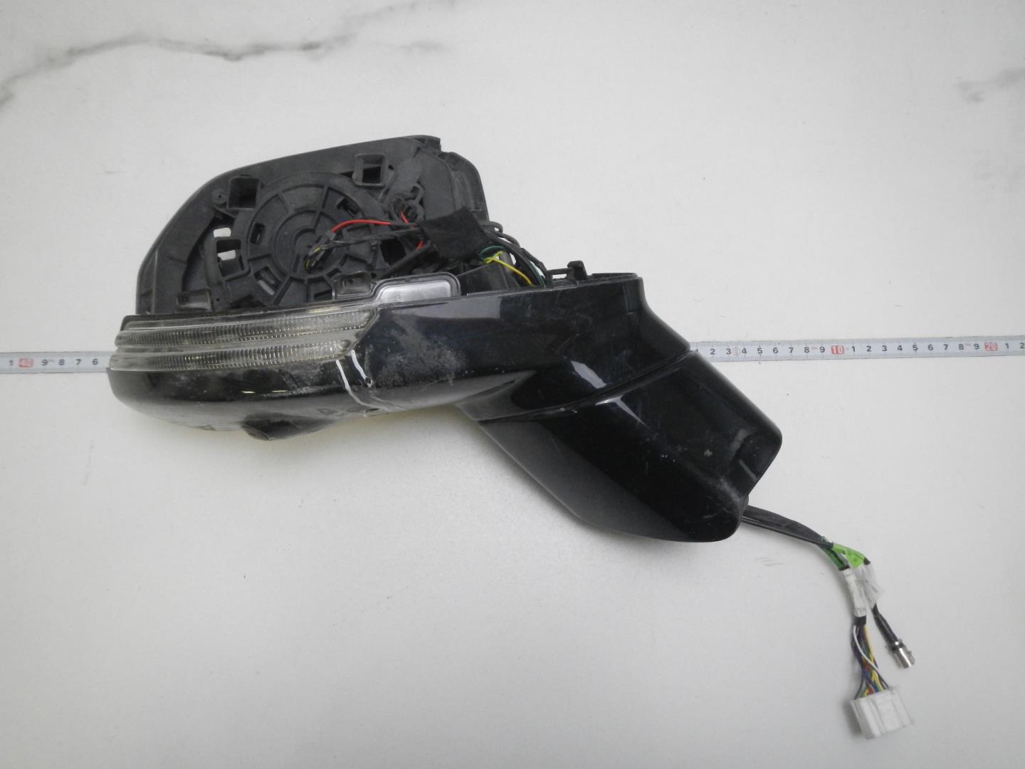 Зеркало правое электрическое