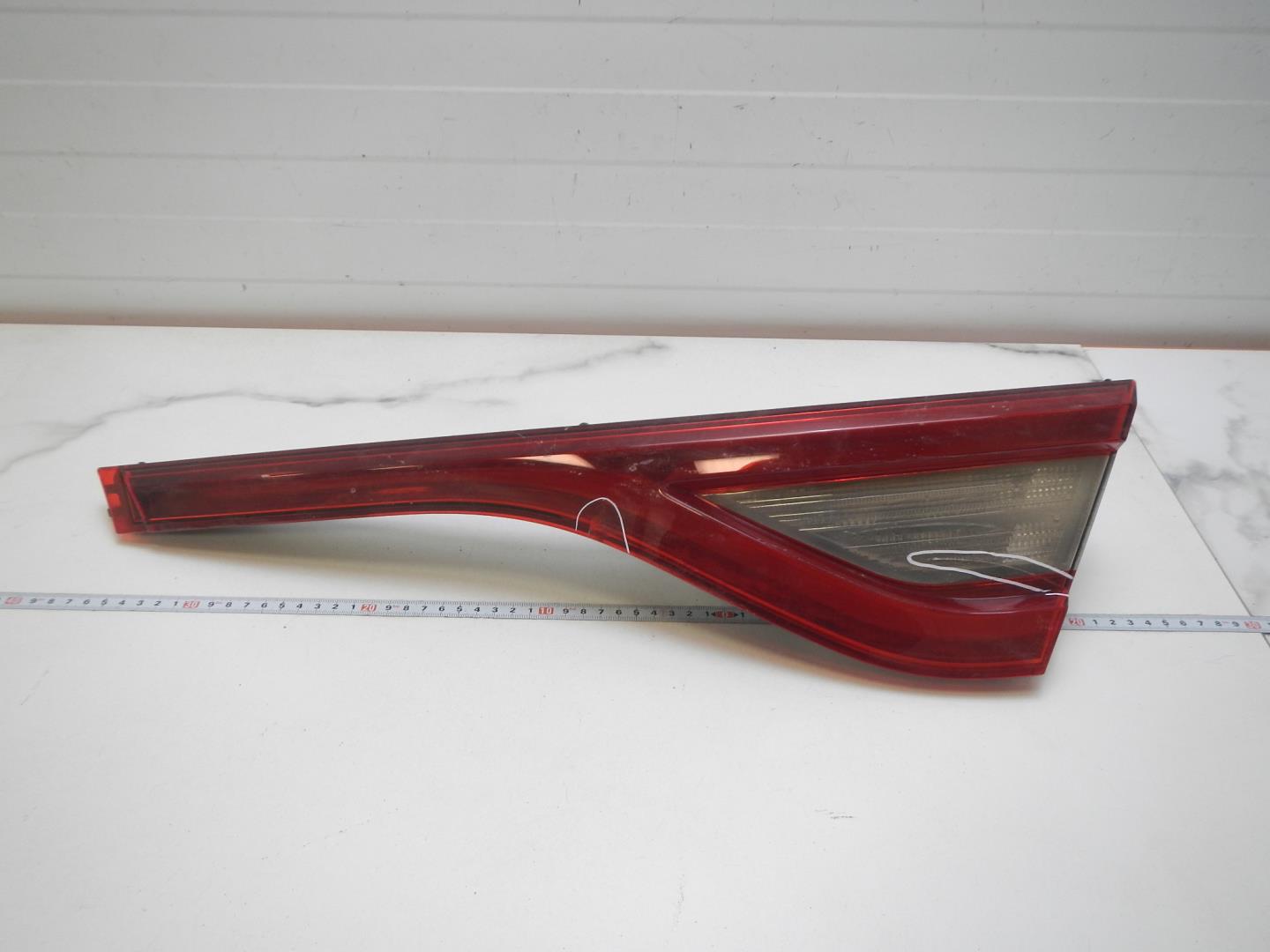 Фонарь задний внутренний правый