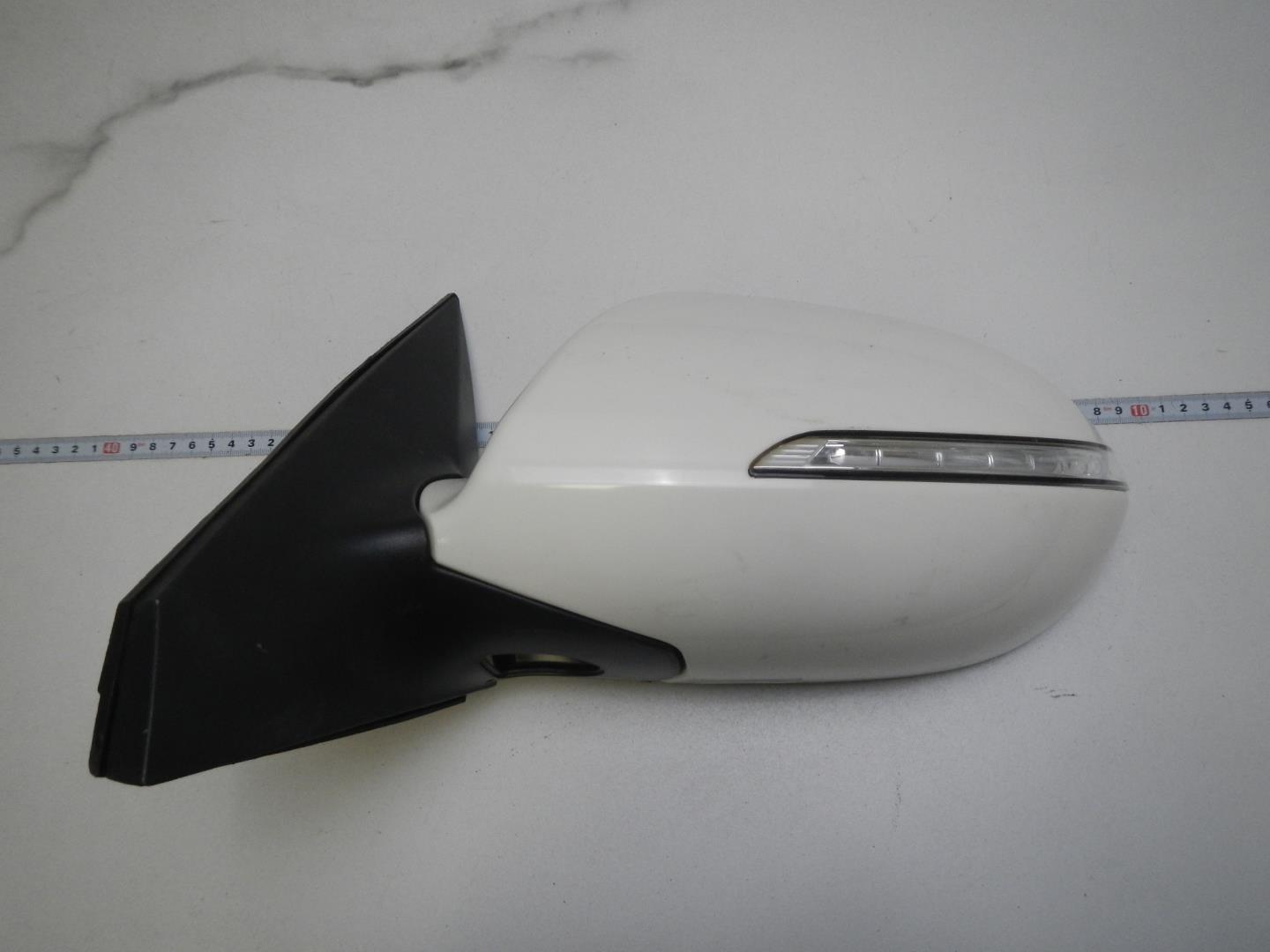 Зеркало левое электрическое