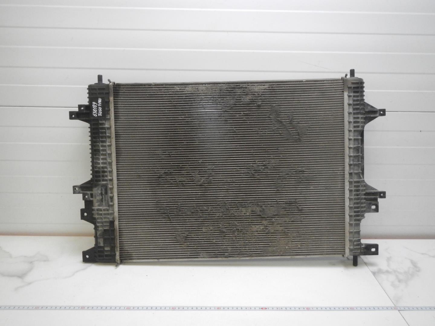 Радиатор охлаждения двигателя основной