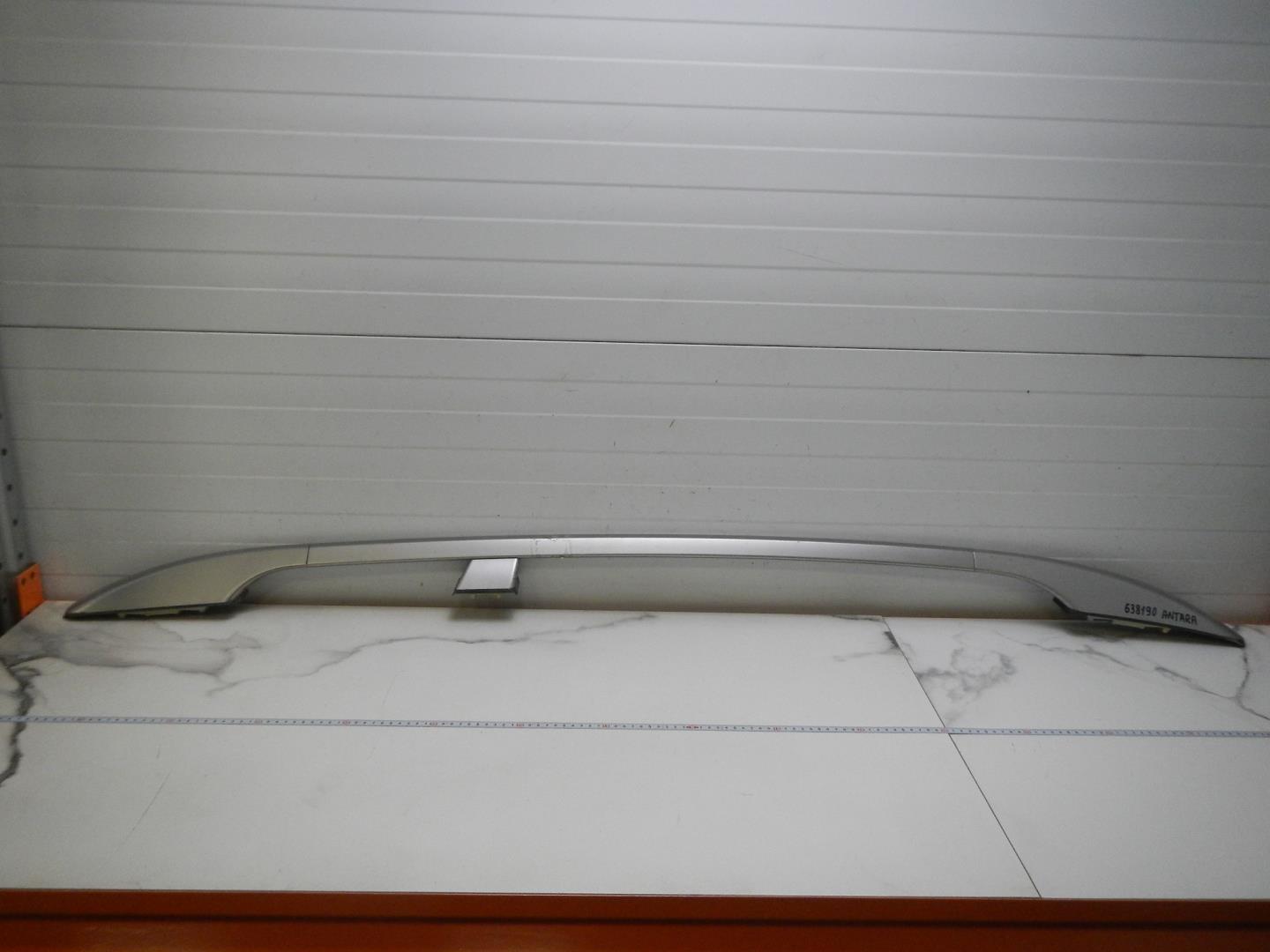 Рейлинг (релинг) правый (планка на крышу)