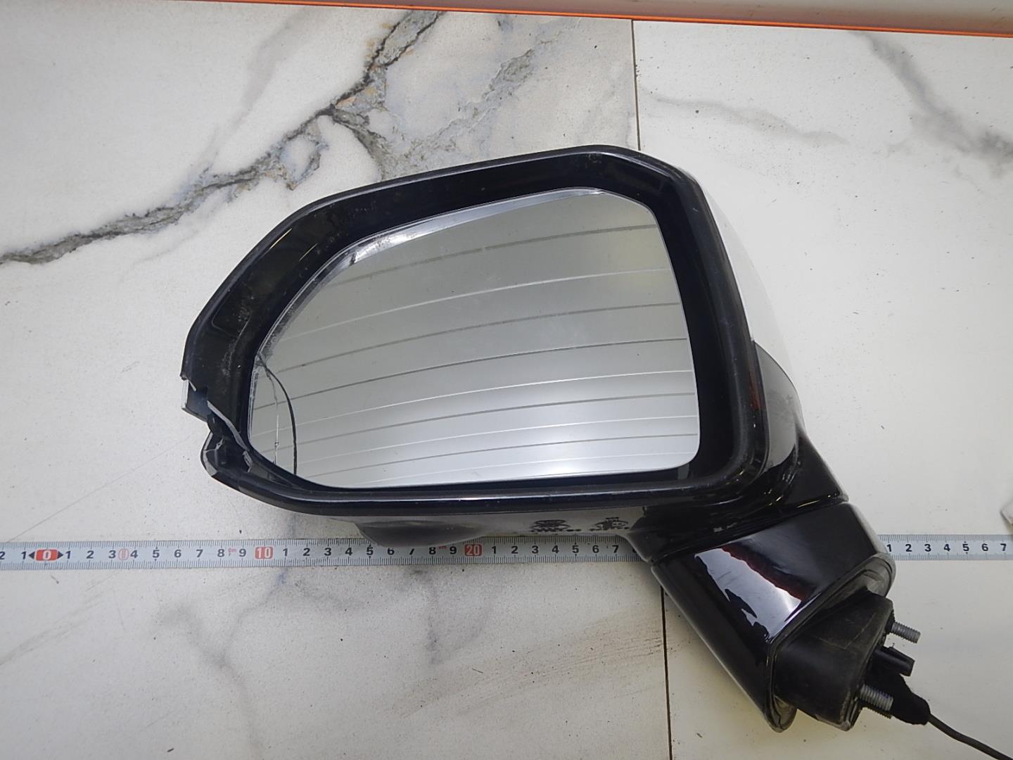 Зеркало левое электрическое