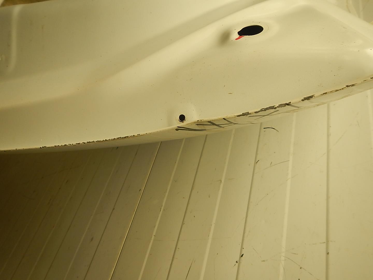 Дверь багажника