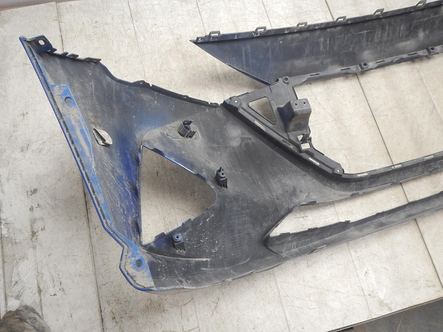 Бампер передний