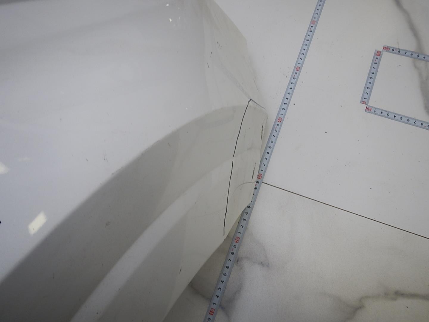 Крыло переднее правое