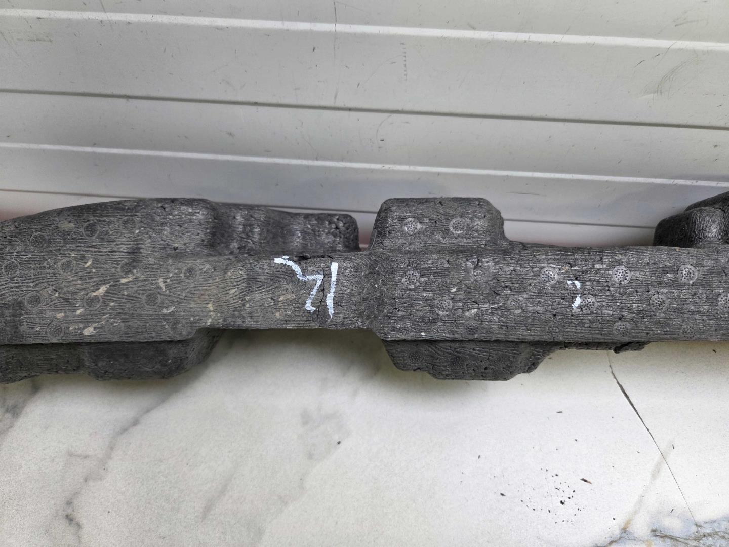 Наполнитель переднего бампера