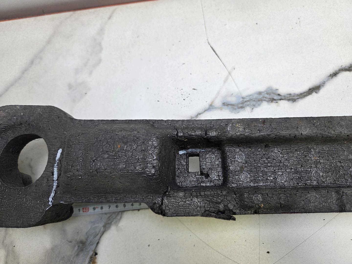 Наполнитель переднего бампера