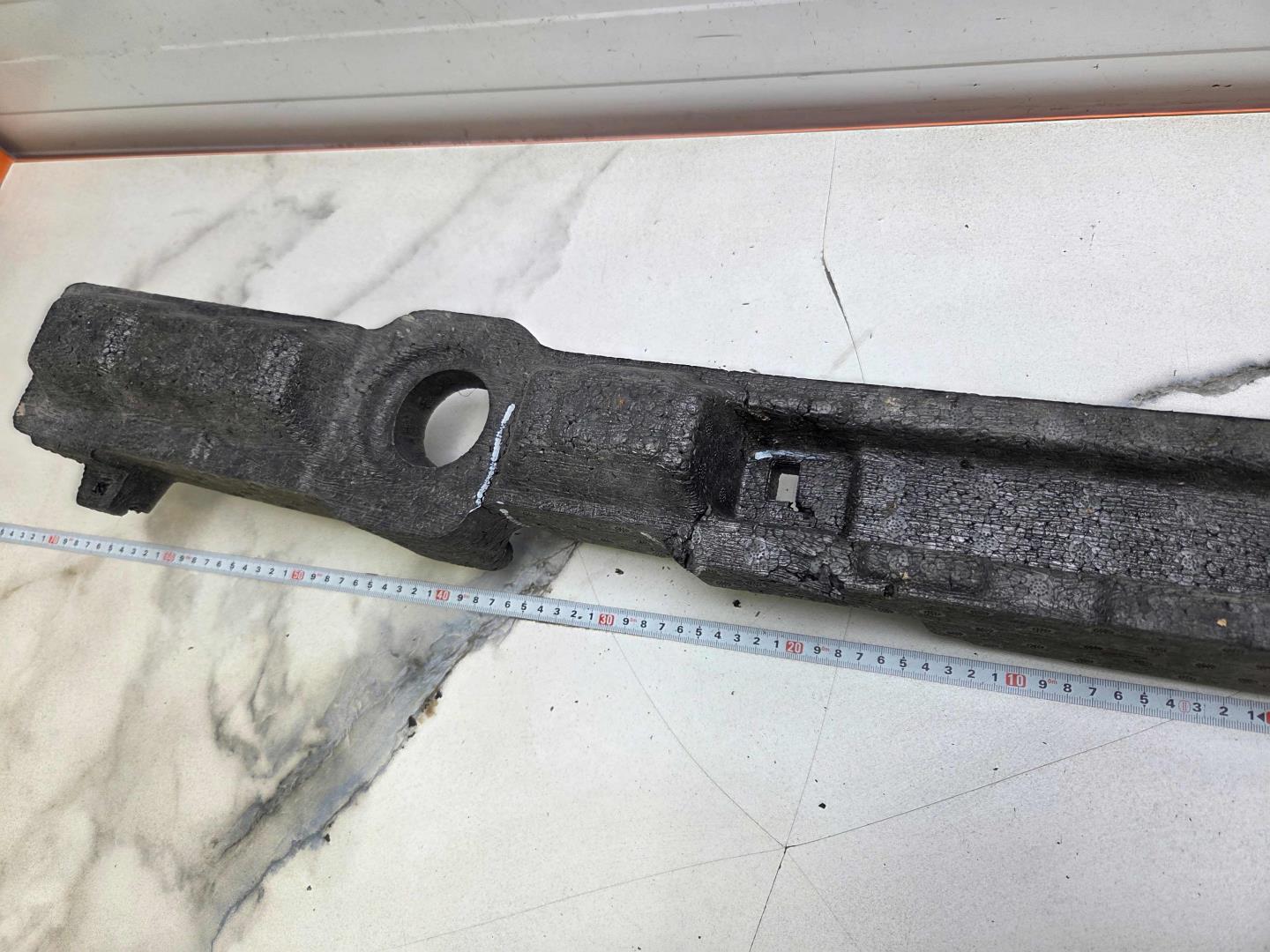 Наполнитель переднего бампера