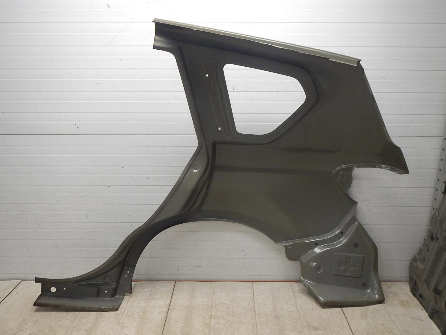 Крыло заднее правое