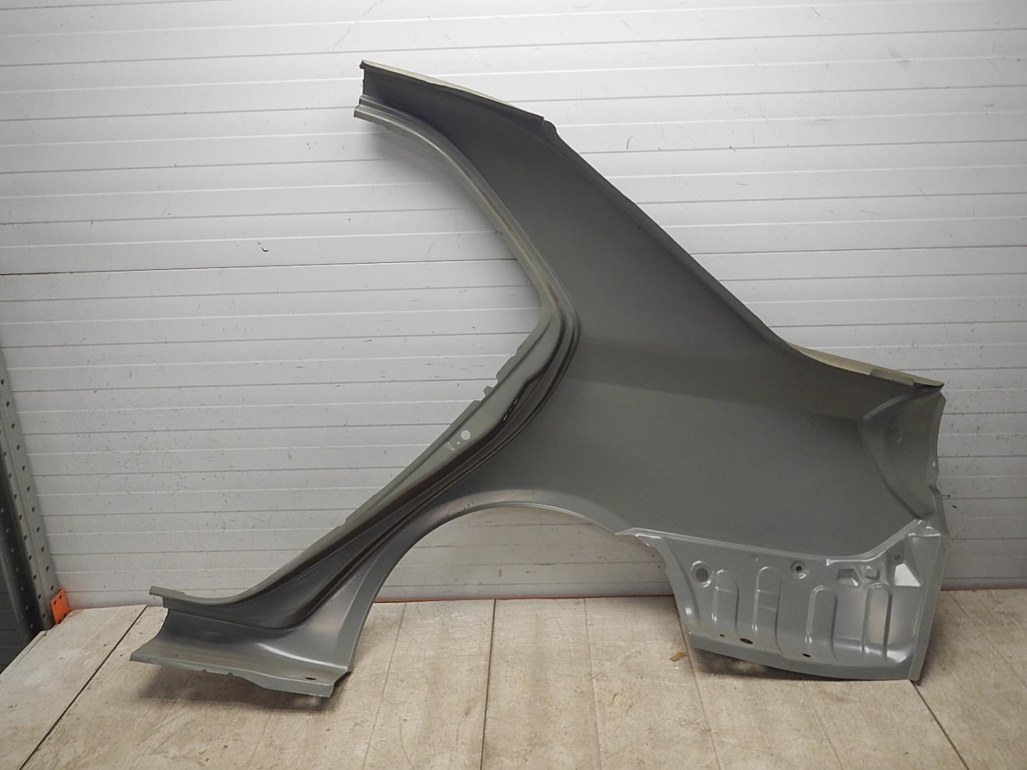 Крыло заднее правое