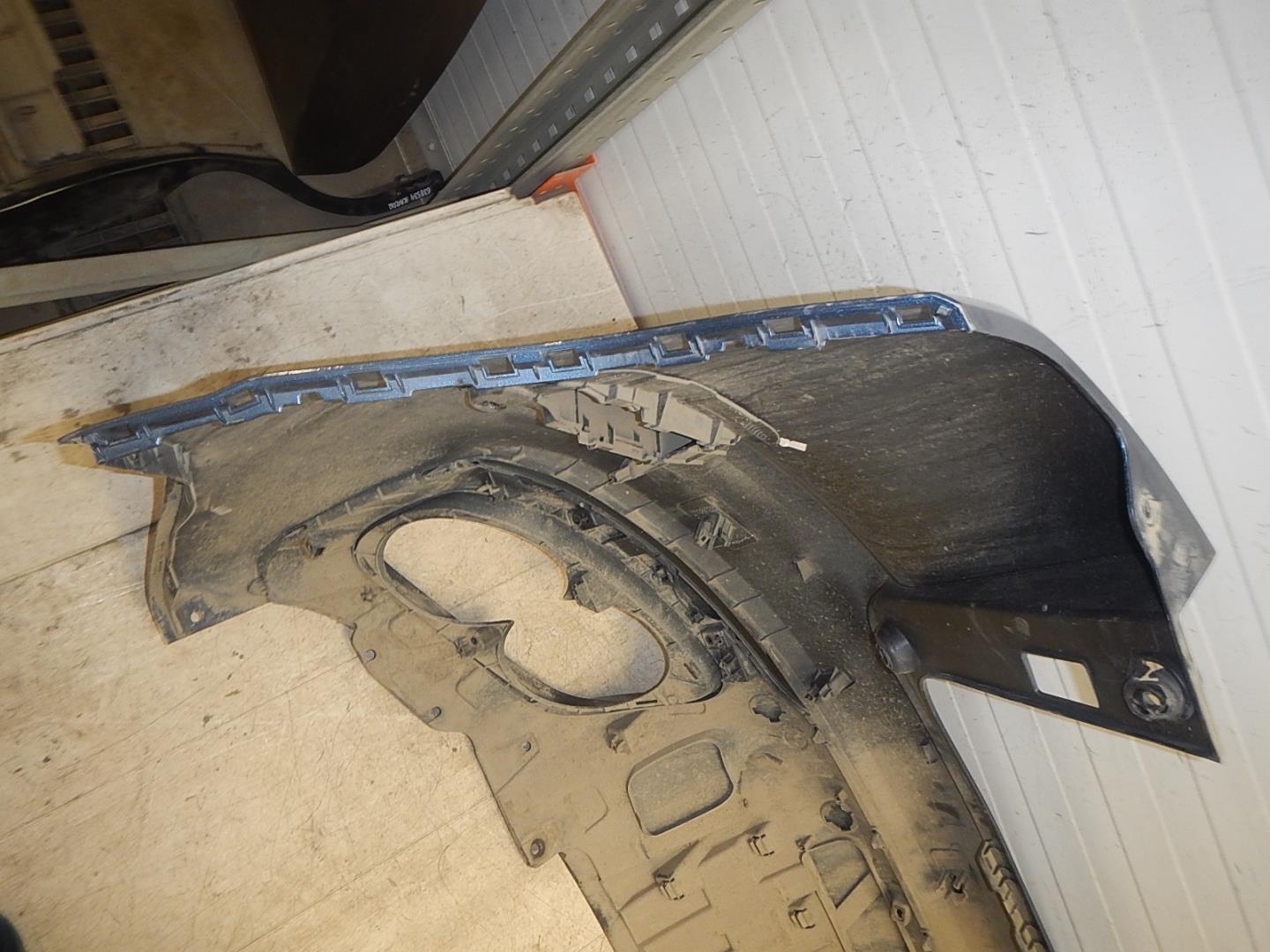 Бампер задний