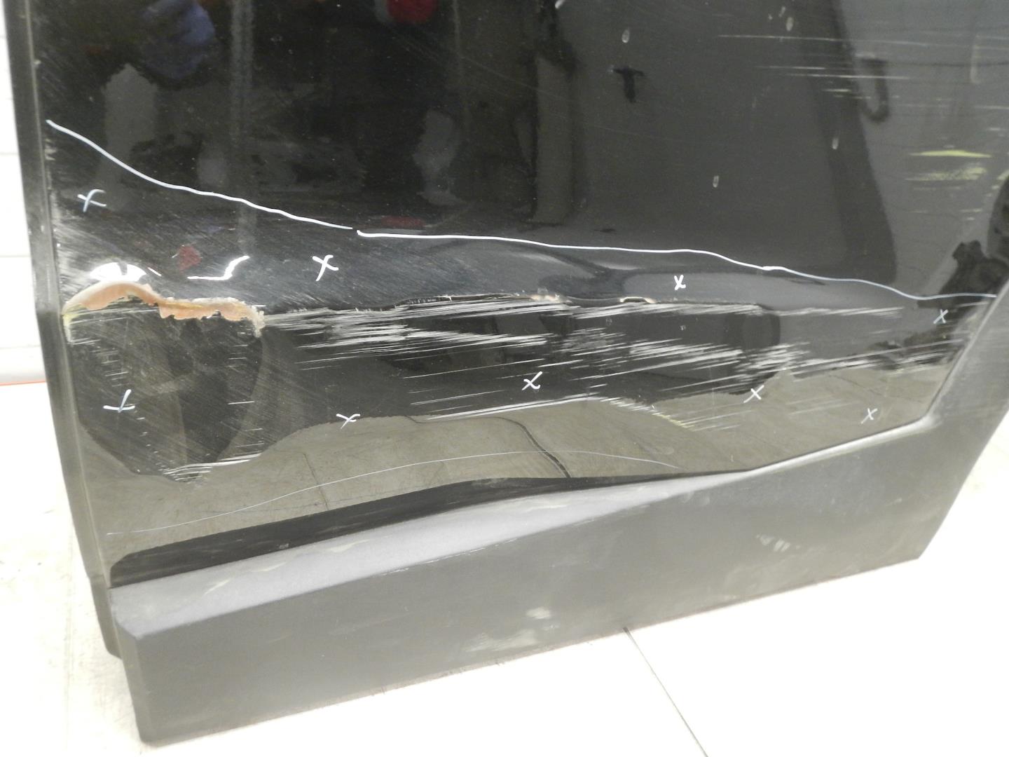 Дверь задняя левая