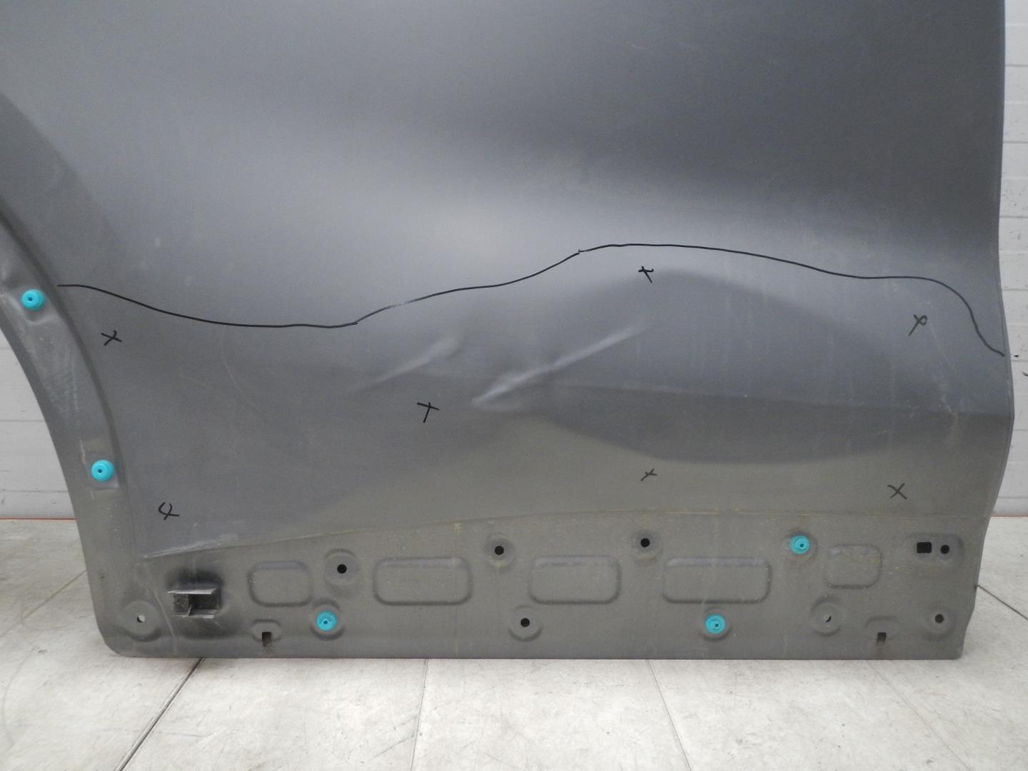 Дверь задняя правая