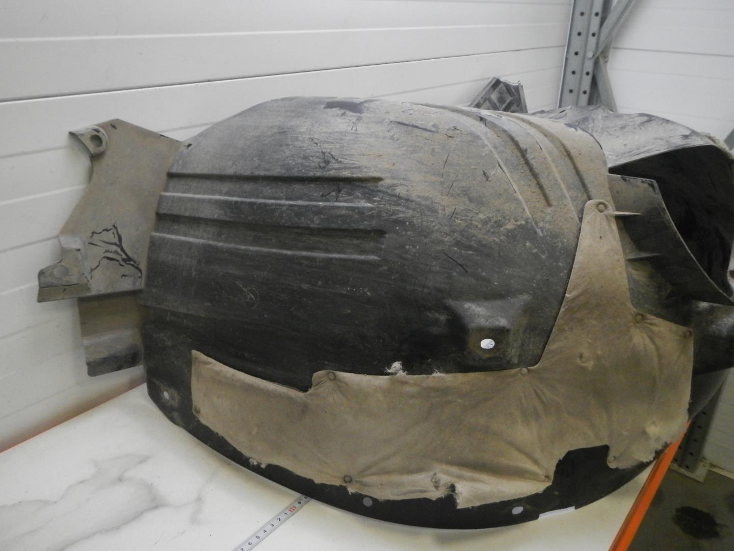 Локер передний правый