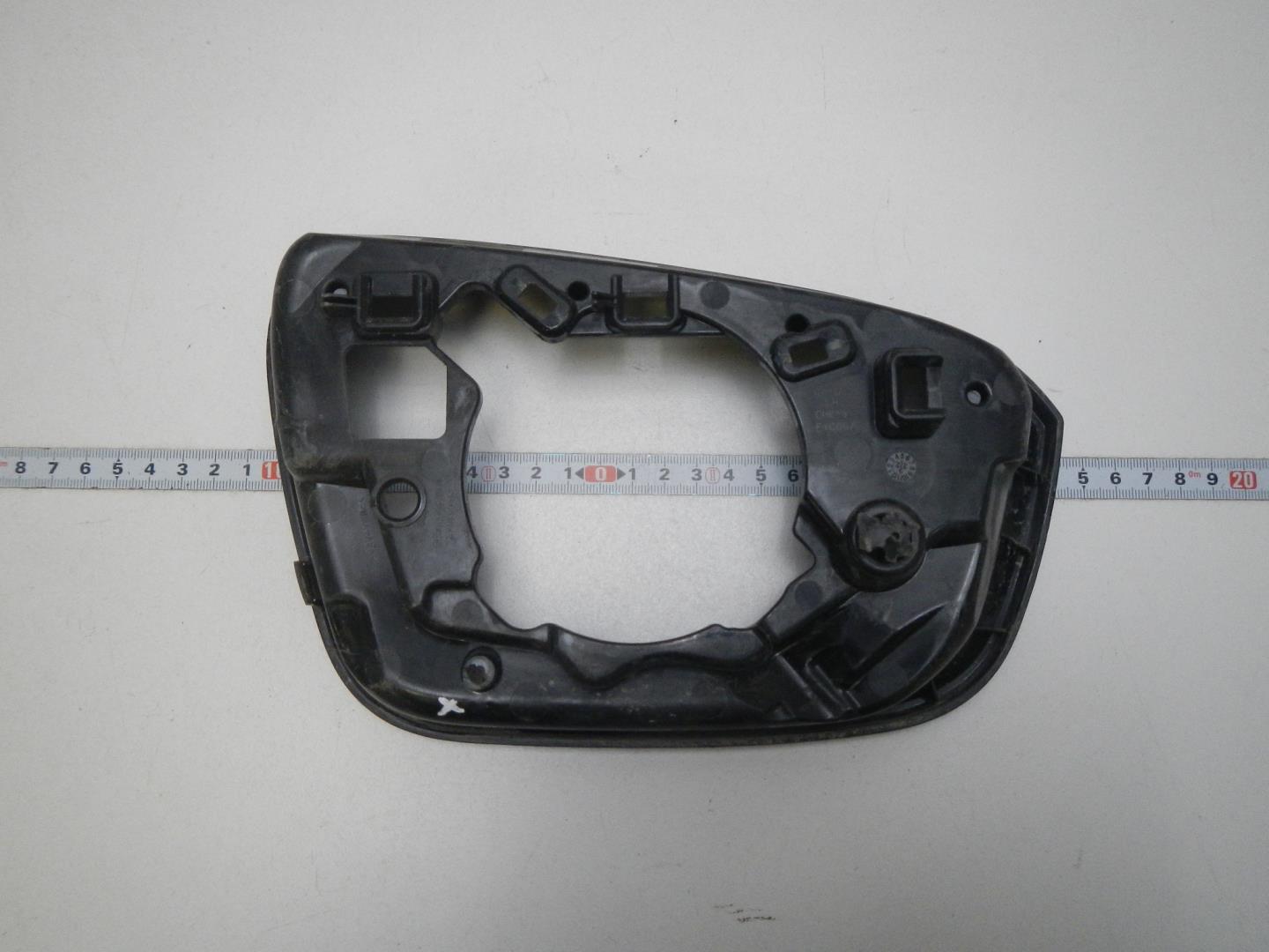 Рамка зеркала левого