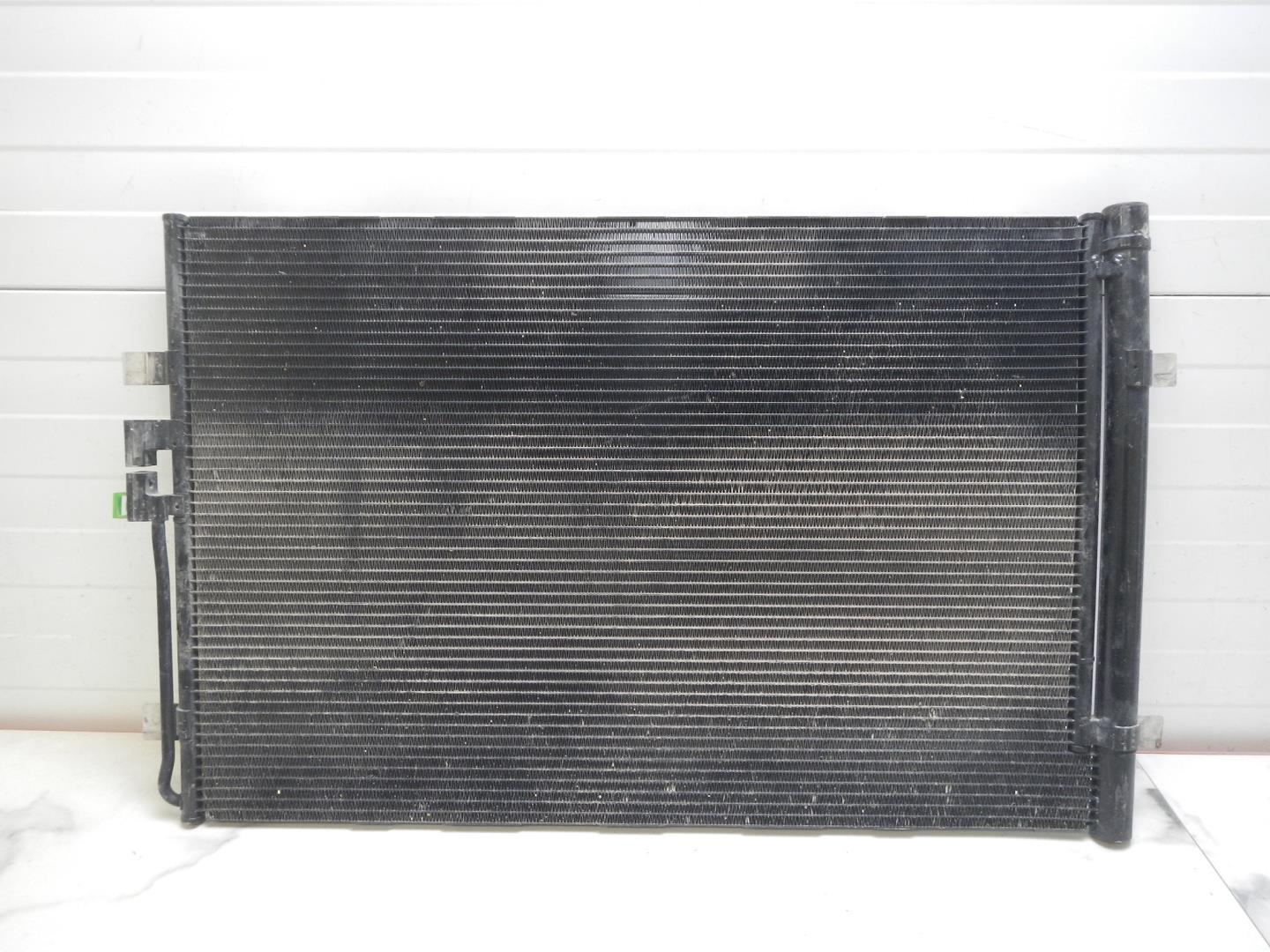 Радиатор кондиционера / конденсер