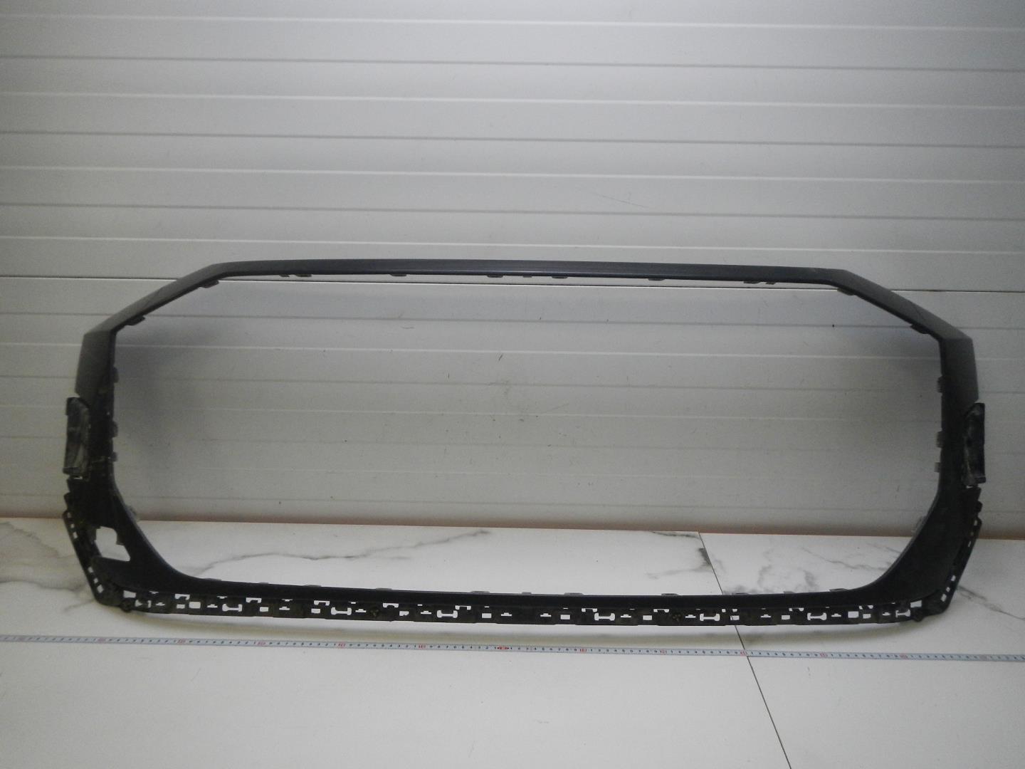 Накладка на решетку радиатора