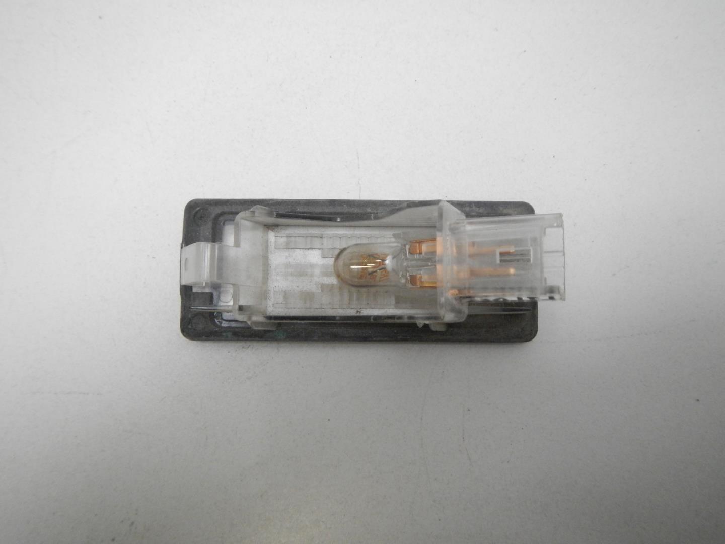 Фонарь подсветки номера