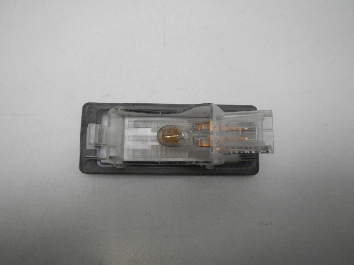 Фонарь подсветки номера