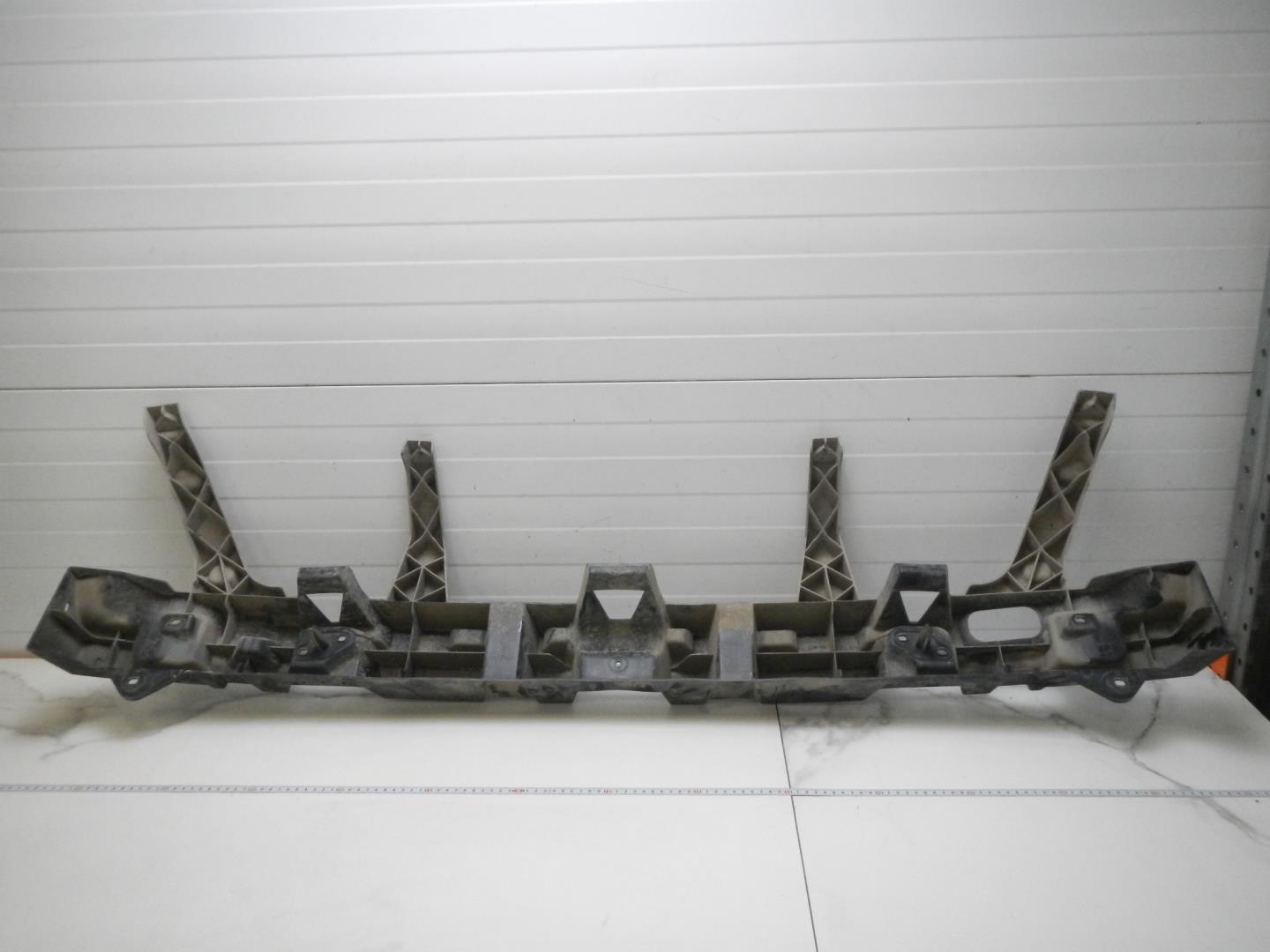 Усилитель заднего бампера