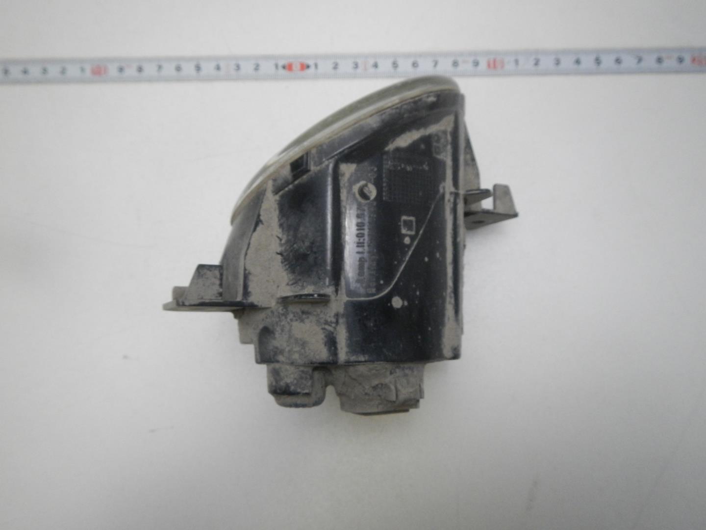 Фара противотуманная левая