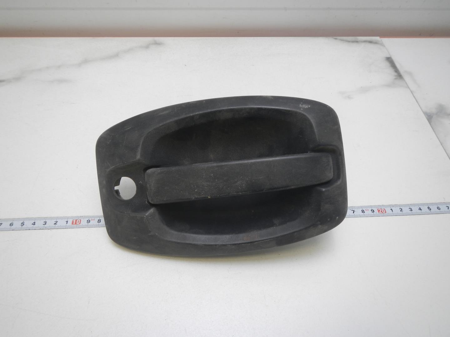 Ручка двери задней наружная правая