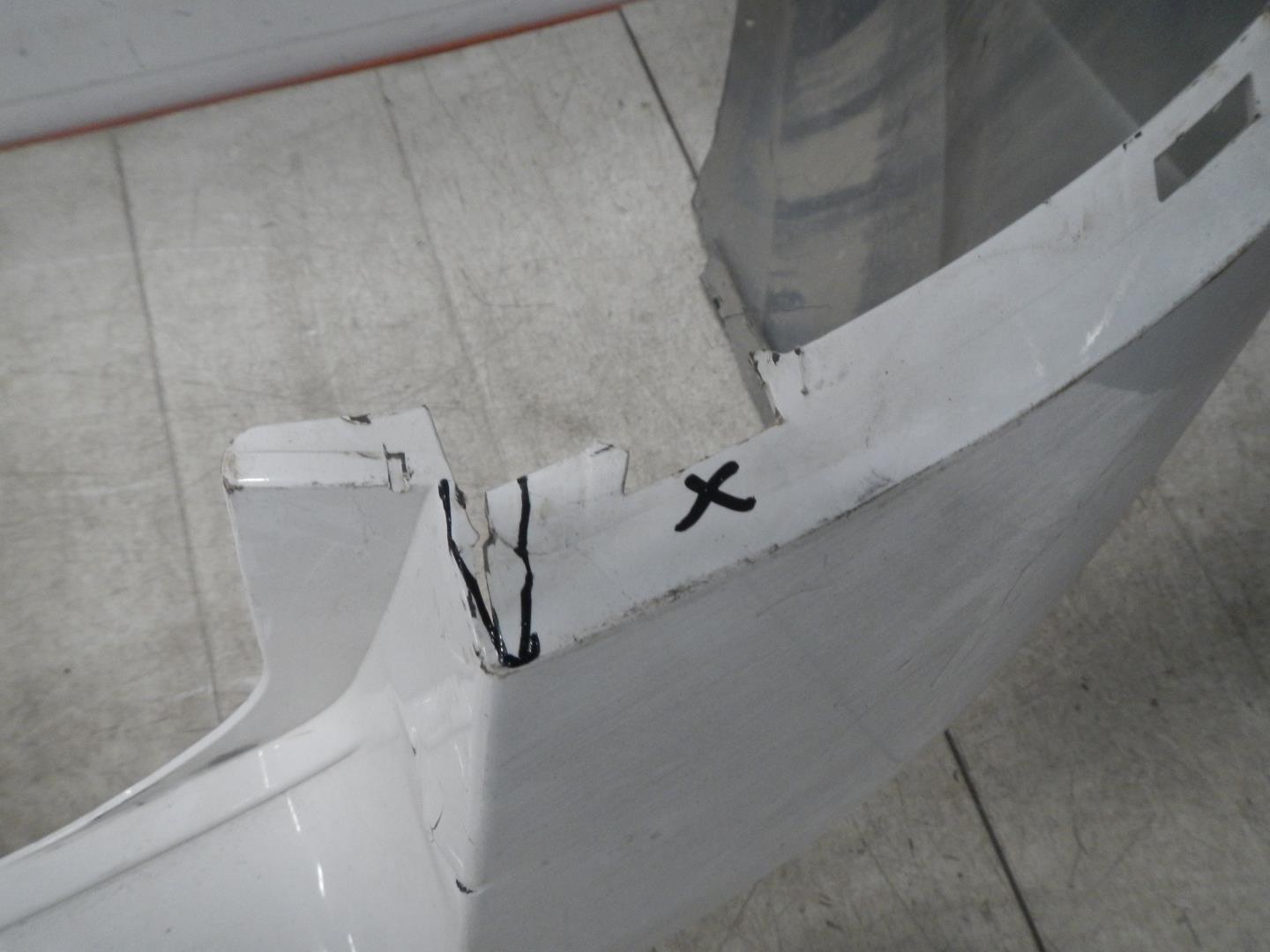 Бампер задний