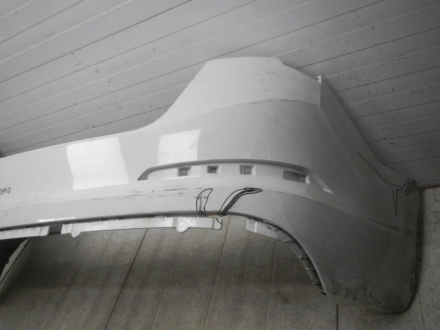 Бампер задний