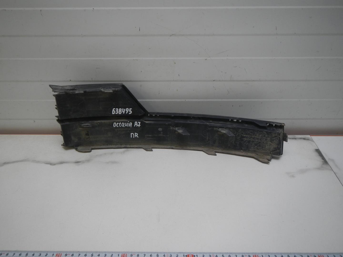 Решетка в бампер правая