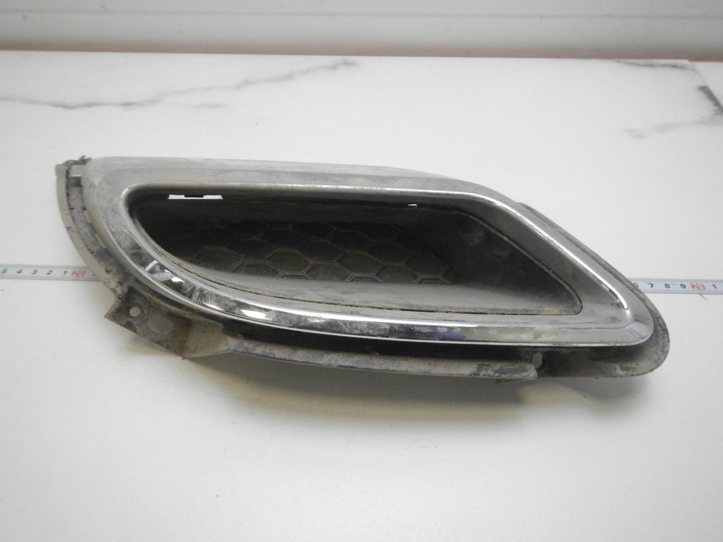 Накладка заднего бампера правая