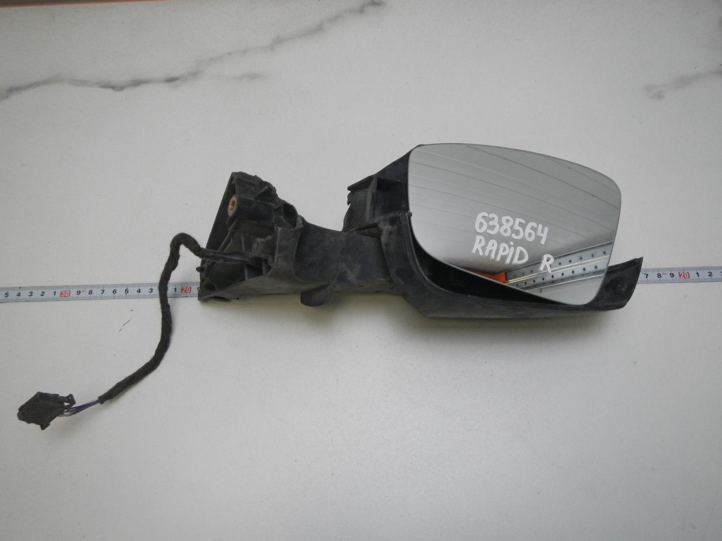 Зеркало правое электрическое