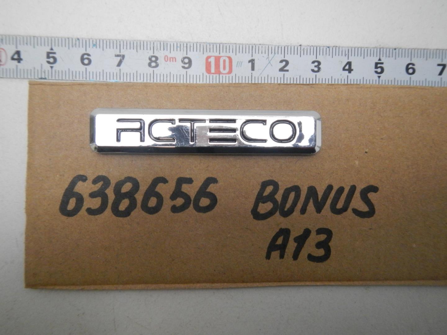 Эмблема на крышку багажника