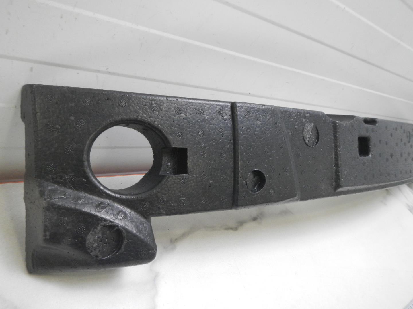 Наполнитель переднего бампера