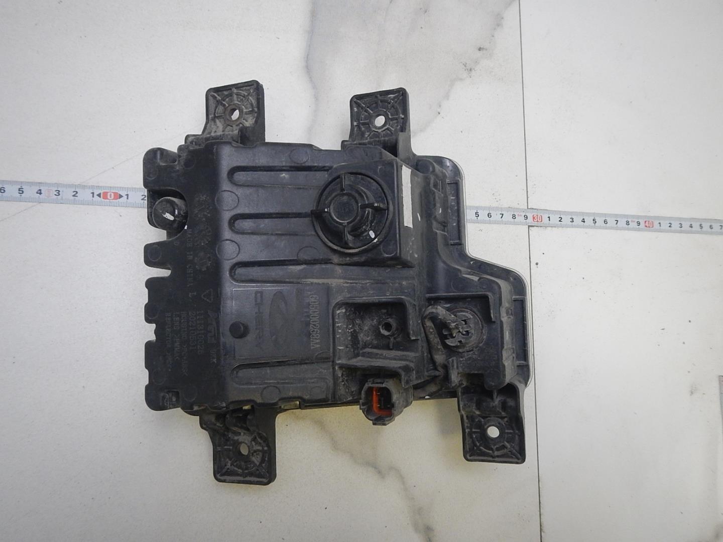 Фара противотуманная левая