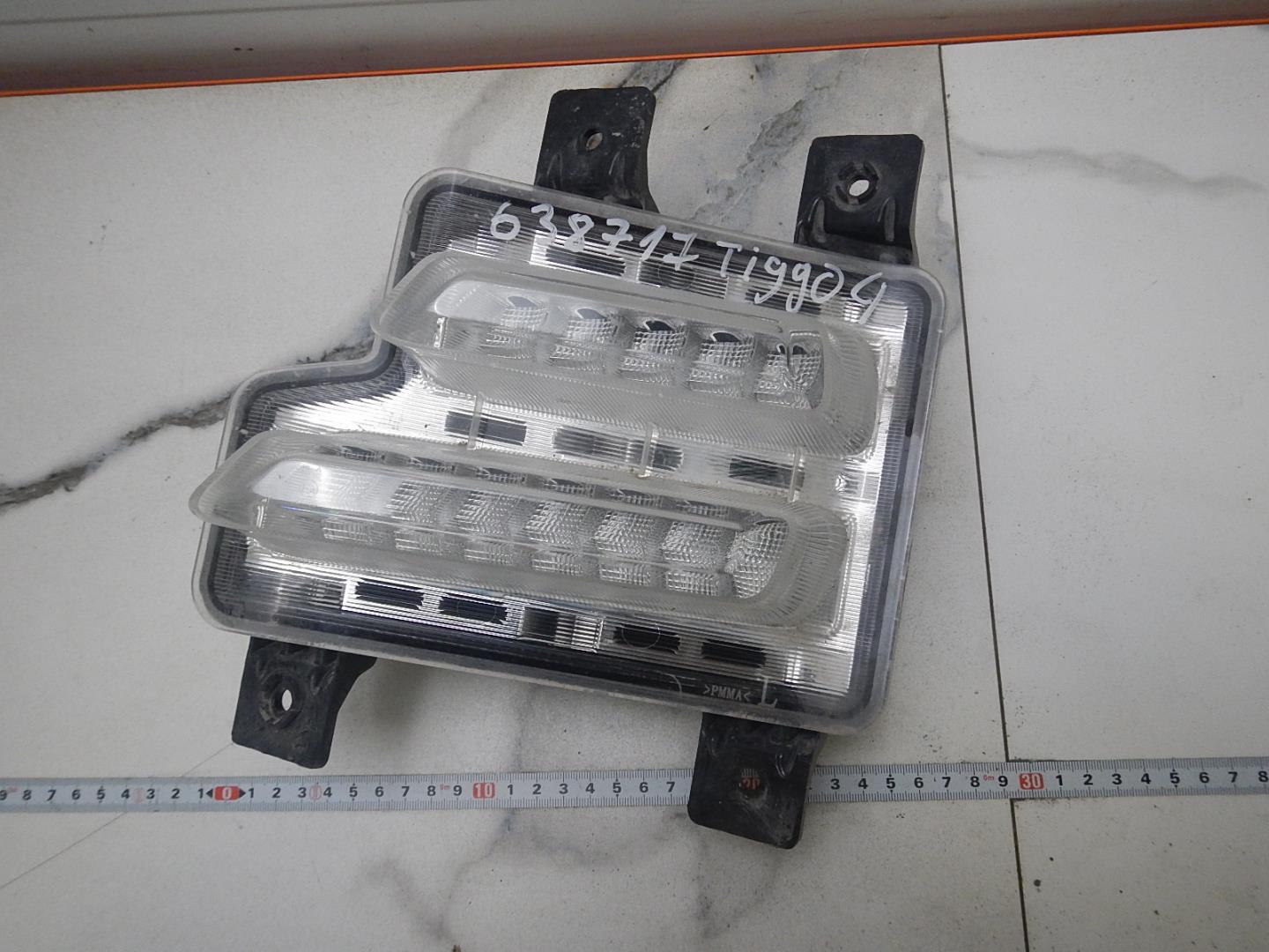 Фара противотуманная левая