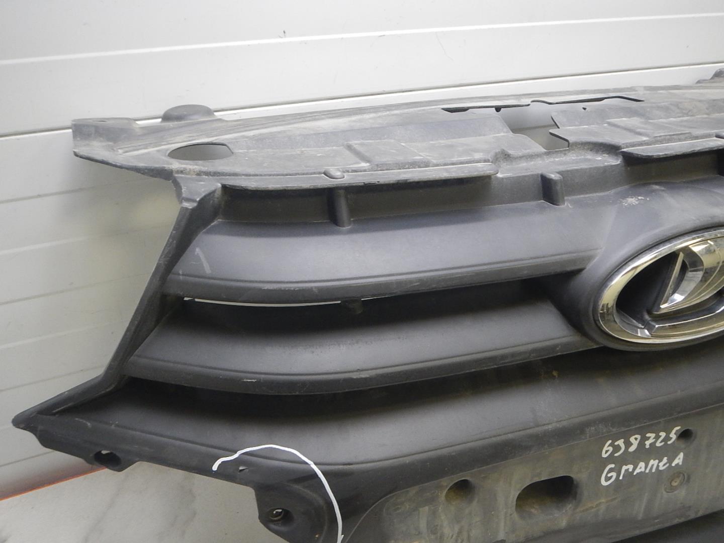 Решетка радиатора